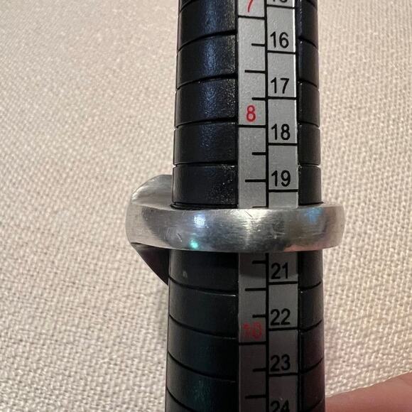 Ring polished silver tone large heart statement Sz 8.5 - 8.75 - Picture 4 of 6